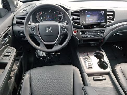 Certified 2023 Honda Ridgeline RTL image 11