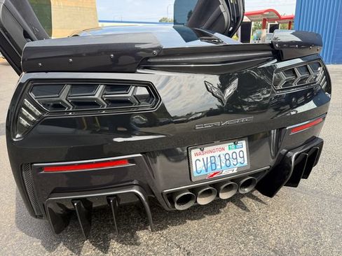 Used 2019 Chevrolet Corvette Stingray Coupe RWD image 27