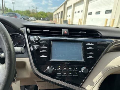 Used 2020 Toyota Camry LE w/ Cold Weather Package image 7