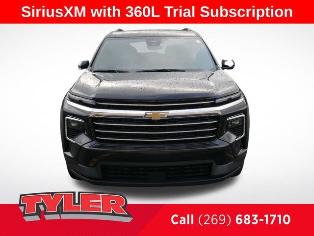 New 2026 Chevrolet Traverse LT w/ Driver Confidence Package AWD/4WD image 2