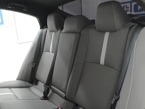 Used 2025 Toyota Camry SE FWD image 30