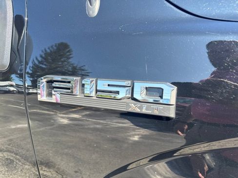 Used 2018 Ford F150 XLT w/ Equipment Group 302A Luxury AWD/4WD image 40