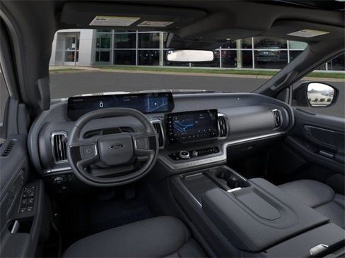 Used 2025 Ford Expedition Max Platinum w/ Stealth Performance Package image 9