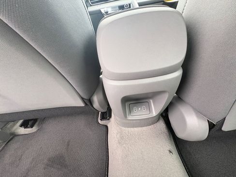 New 2026 Hyundai Elantra Sport FWD image 17