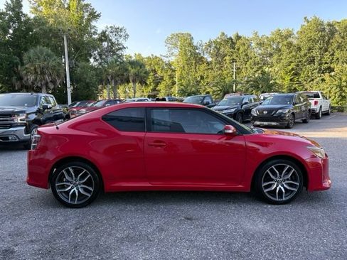 Used 2015 Scion tC FWD image 7