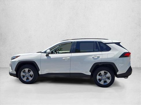 Used 2025 Toyota RAV4 XLE w/ Convenience Package AWD/4WD image 9