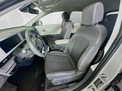 Used 2024 Hyundai Ioniq 5 SEL RWD image 13