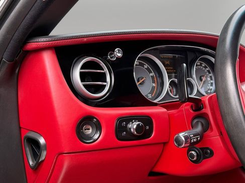 Used 2015 Bentley Continental GT Speed image 17