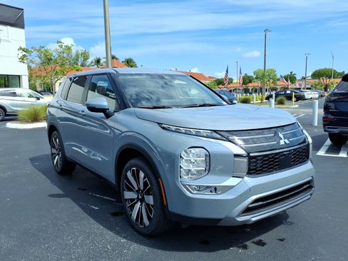 New 2026 Mitsubishi Outlander SE FWD image 10