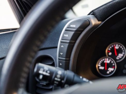 Used 2006 Chevrolet Corvette Z06 w/ Preferred Equipment Group image 47