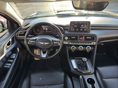 Used 2019 Genesis G70 2.0T Sport image 37