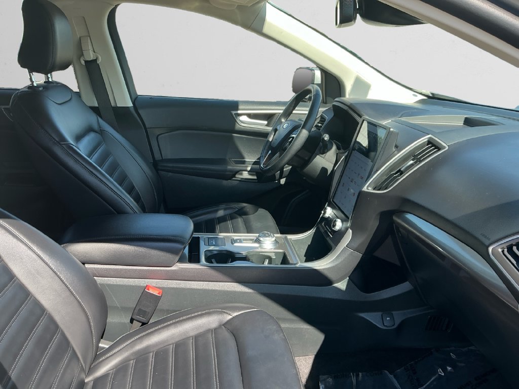 Used 2024 Ford Edge SEL AWD/4WD image 15