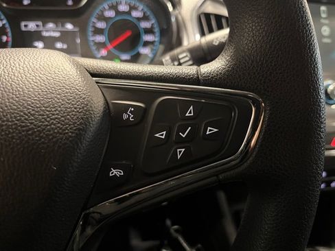 Used 2017 Chevrolet Cruze LT image 23