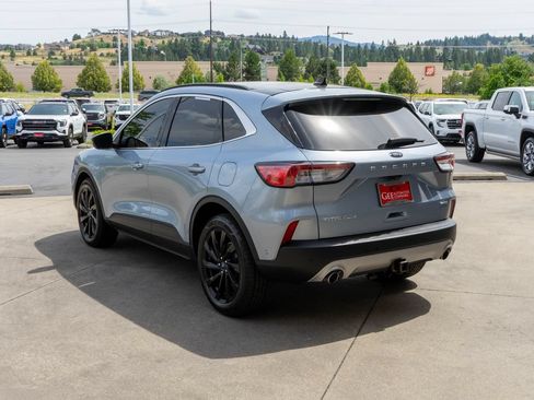 Used 2022 Ford Escape Titanium w/ Titanium Elite Package AWD/4WD image 5