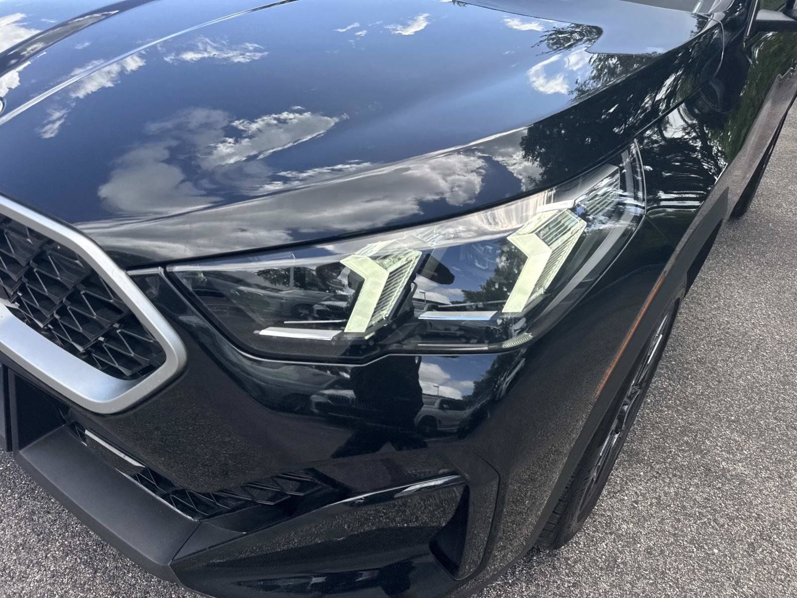 Certified 2025 BMW X2 xDrive28i w/ Convenience Package AWD/4WD image 9