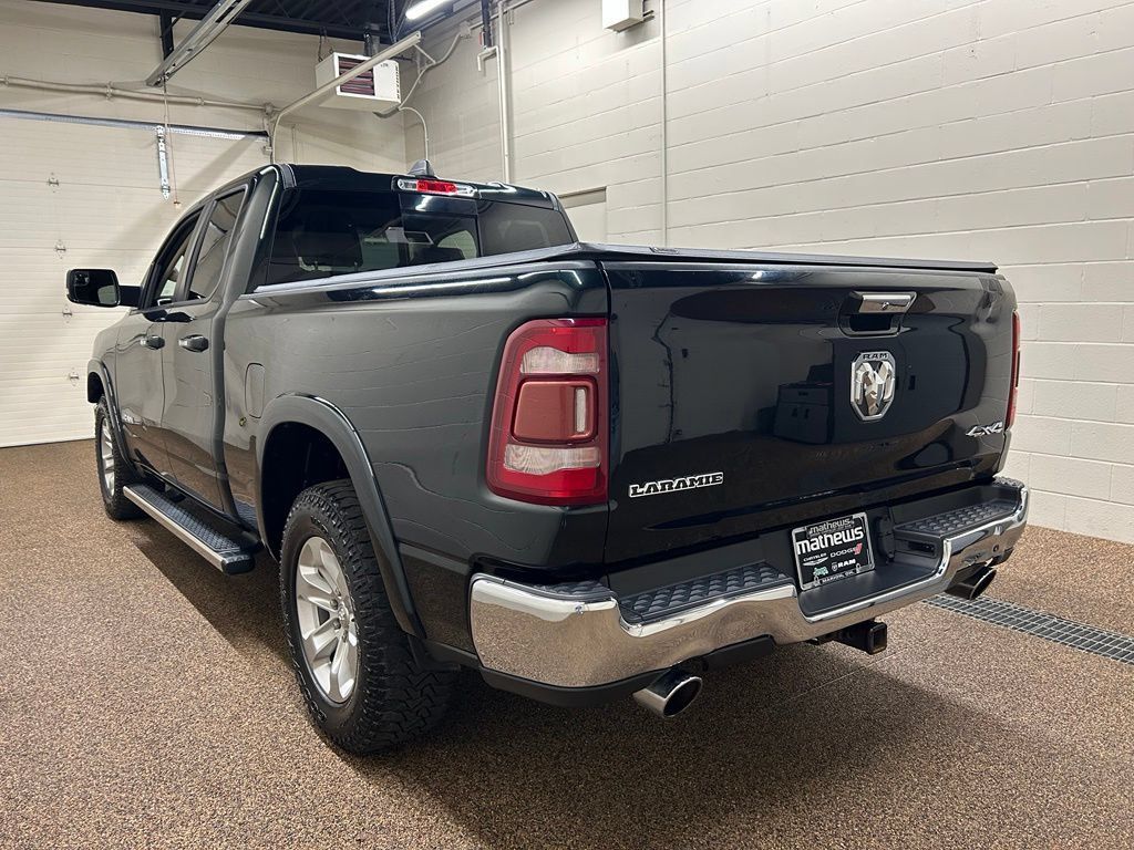 Used 2019 RAM 1500 Laramie AWD/4WD image 4