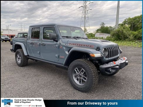 New 2026 Jeep Gladiator Mojave AWD/4WD image 1