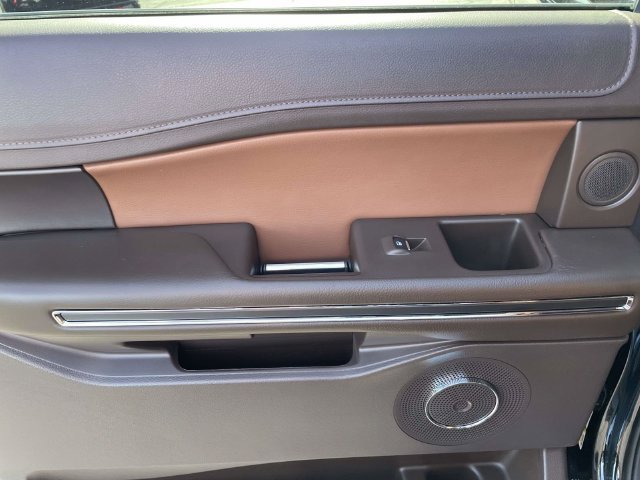 Used 2024 Ford Expedition Max King Ranch AWD/4WD image 16