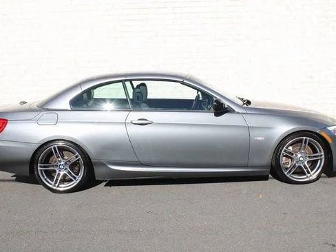 Used 2013 BMW 335is Convertible image 5