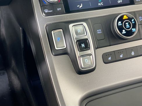 Used 2023 Hyundai Palisade Calligraphy image 15