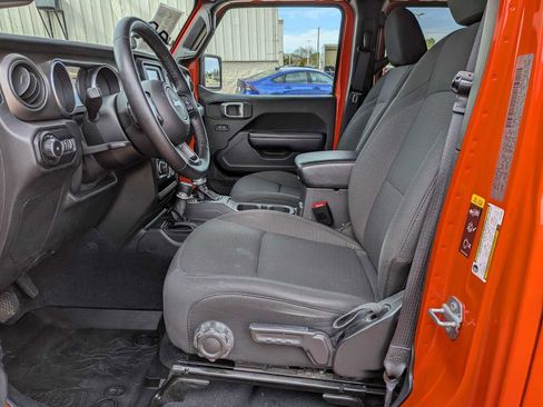 Used 2020 Jeep Wrangler Unlimited Sport S AWD/4WD image 14