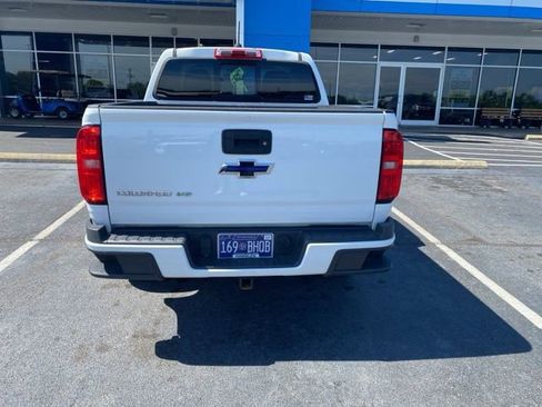 Used 2017 Chevrolet Colorado Z71 AWD/4WD image 5