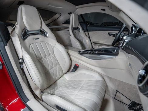 Used 2020 Mercedes-Benz AMG GT C image 26