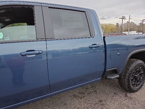New 2026 Chevrolet Silverado 2500 LT w/ All Star Edition AWD/4WD image 22