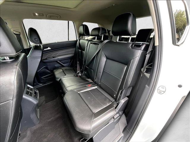 Used 2022 Volkswagen Atlas SEL AWD/4WD image 28