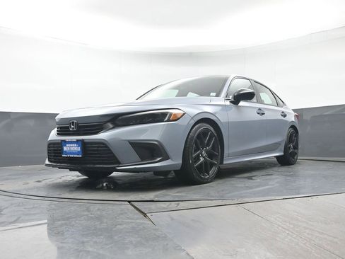 Certified 2024 Honda Civic Sport image 30