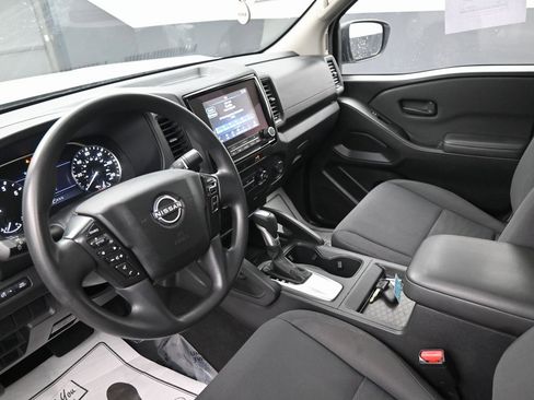Used 2022 Nissan Frontier S image 9