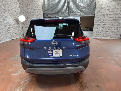 Used 2023 Nissan Rogue SV AWD/4WD image 6