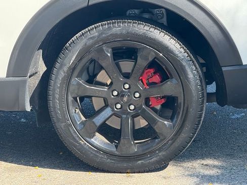 Used 2023 Ford Explorer ST w/ Equipment Group 401A image 11