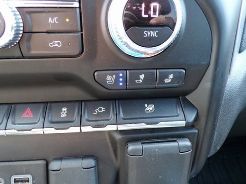 Used 2020 GMC Sierra 1500 SLT w/ SLT Premium Plus Package image 26