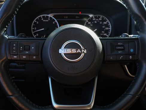 Used 2022 Nissan Rogue SL w/ SL Premium Package image 25