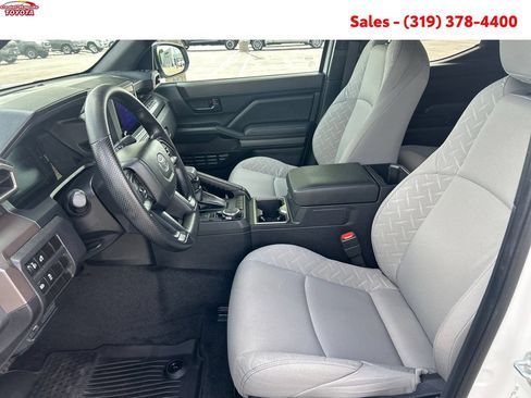 Certified 2024 Toyota Tacoma SR5 AWD/4WD image 12