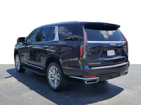Certified 2023 Cadillac Escalade Premium Luxury w/ LPO, Radiant Package AWD/4WD image 3