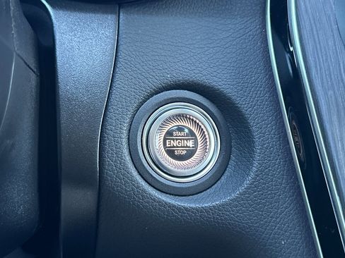 Certified 2022 Mercedes-Benz GLC 300 image 22