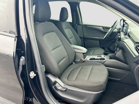 Certified 2025 Ford Escape Active AWD/4WD image 32