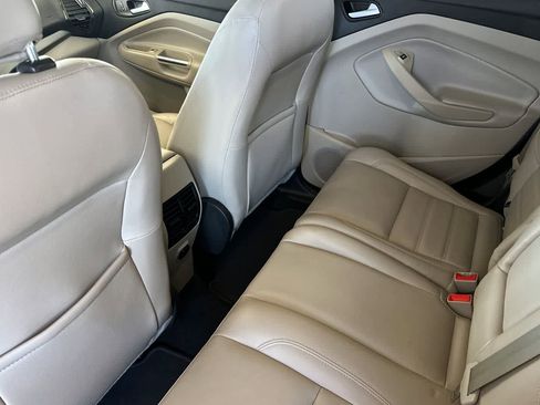 Used 2018 Ford Escape SEL AWD/4WD image 4