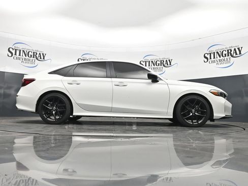 Used 2025 Honda Civic Sport image 33