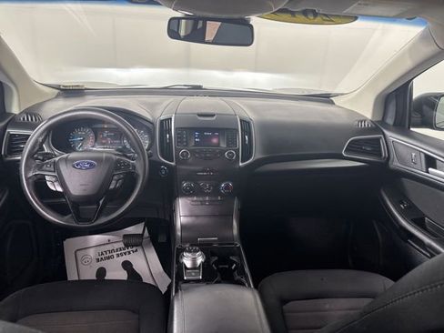 Used 2019 Ford Edge SE w/ SE Fleet Driver's Package AWD/4WD image 17