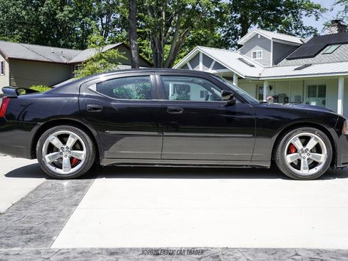 Used 2007 Dodge Charger SRT8 w/ SRT Option Group II RWD image 9