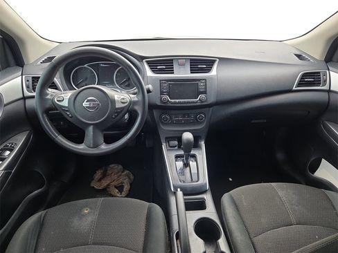 Used 2018 Nissan Sentra S image 7