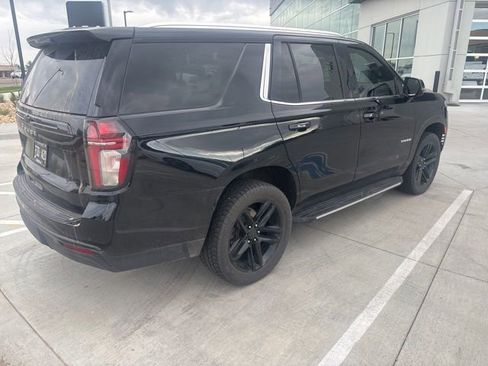 Used 2021 Chevrolet Tahoe LT w/ LT Signature Package AWD/4WD image 5