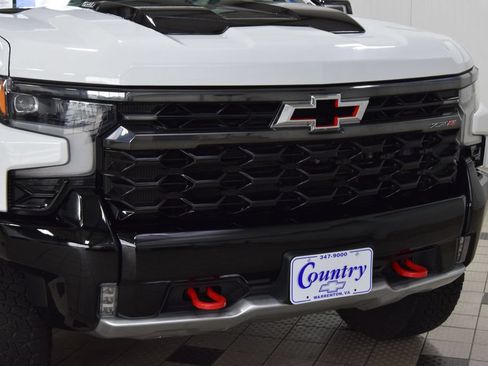 Used 2023 Chevrolet Silverado 1500 ZR2 w/ Technology Package AWD/4WD image 13
