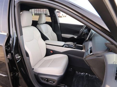 Used 2016 Ford F150 XLT w/ XTR Package image 41