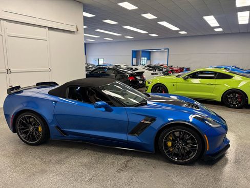 Used 2016 Chevrolet Corvette Z06 w/ 3LZ Preferred Equipment Group RWD image 8