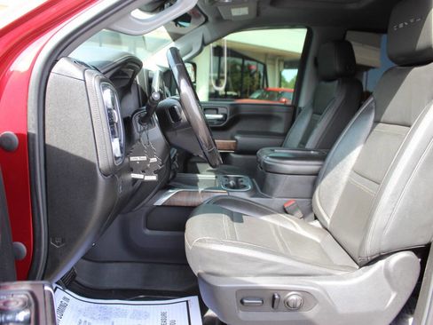 Used 2020 GMC Sierra 3500 Denali w/ Denali Ultimate Package AWD/4WD image 38