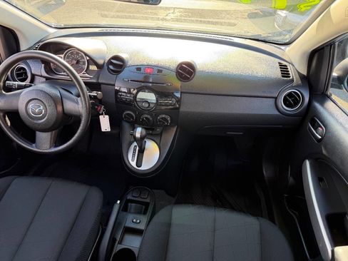 Used 2012 MAZDA MAZDA2 Sport image 24